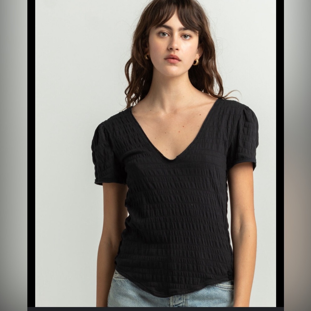 NWOT Free People Sugar Cube Tee V Neck Black - Size Women’s Large